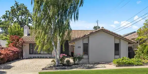 1414 Alameda De Las Pulgas