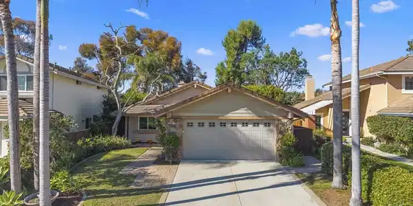 7941 Calle Madrid