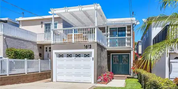 1613 Armour Lane