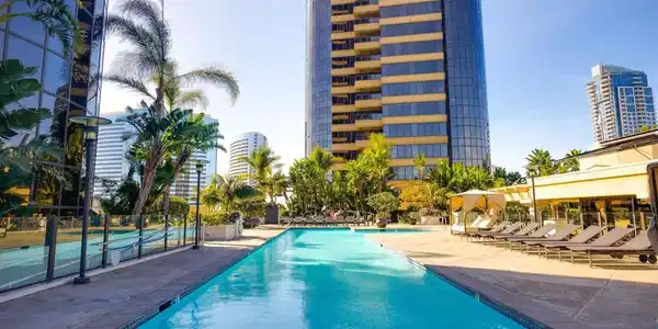 100 Harbor Dr