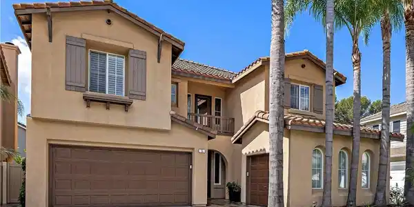 5 Lyon Ridge