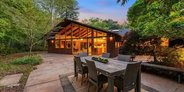 230 Isbel Drive