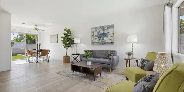 15852 Tullow