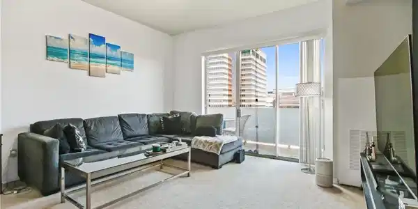 388 E Ocean Boulevard