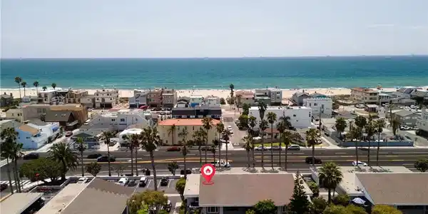 16962 Pacific Coast