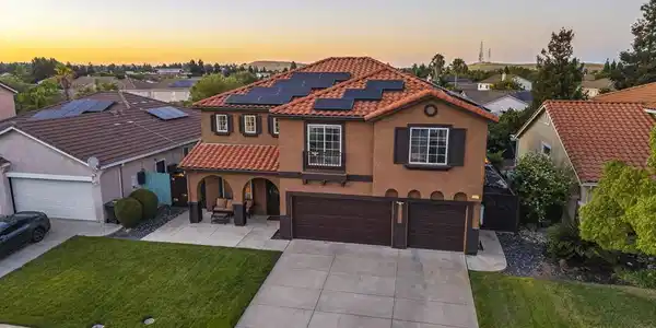 5312 Summerfield Dr