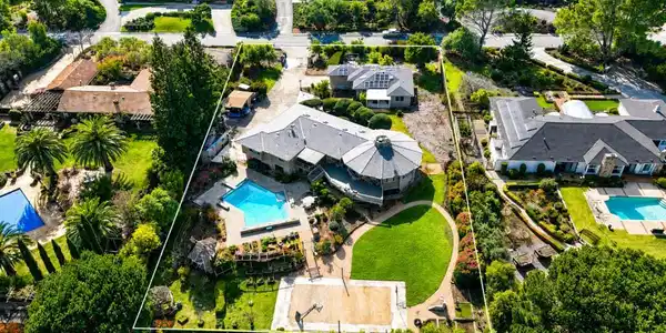 300 Ridgeway Road