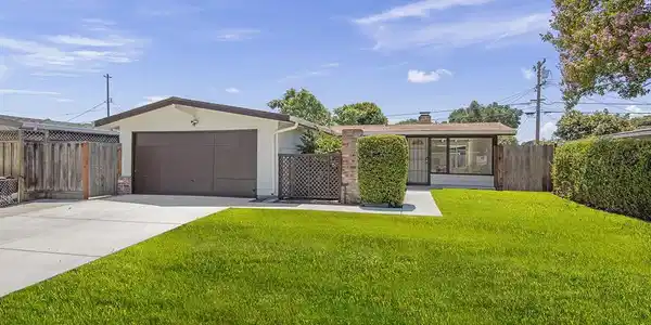 1224 Pecos Way