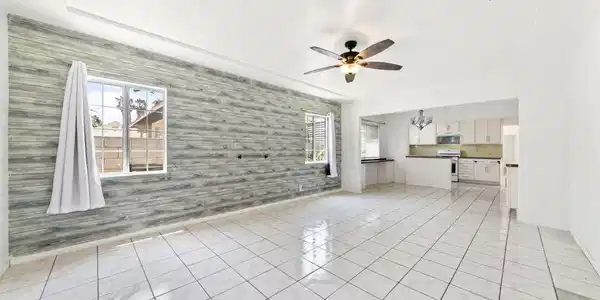 4927 W 99th Street