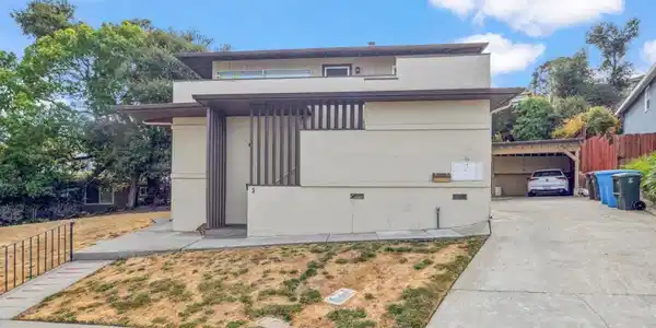64 Laurel Street