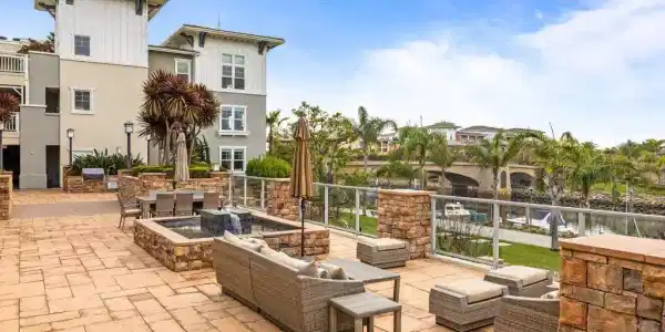 1423 Windshore Way