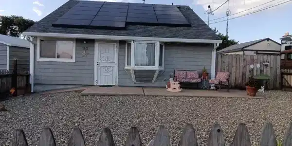 140 Raye Ave