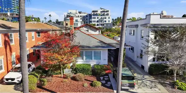 3251 3rd Ave