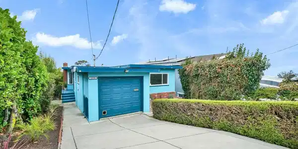 6556 Claremont Ave