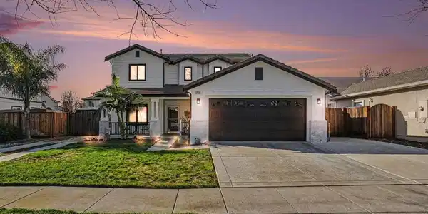 2013 Hedge Ave