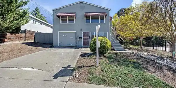 5136 Argyle Road