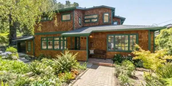 228 Naomi Avenue
