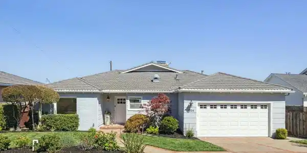 1524 Alturas Drive