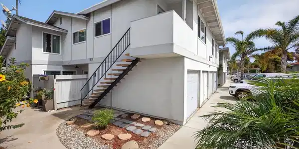 2507 E Harbor Boulevard