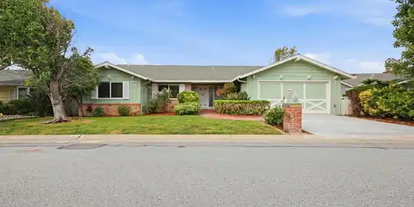 3028 Greenoak Court