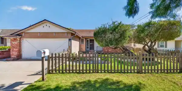 4628 Varsity Street