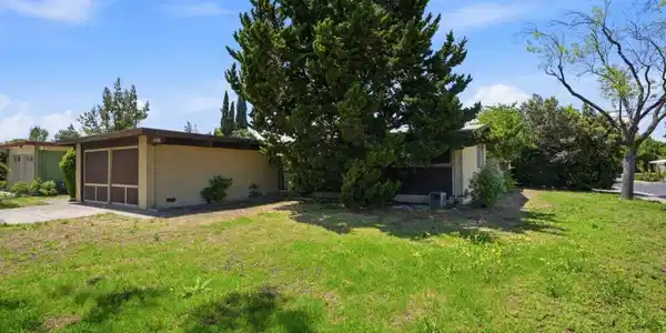 3868 Louis Road