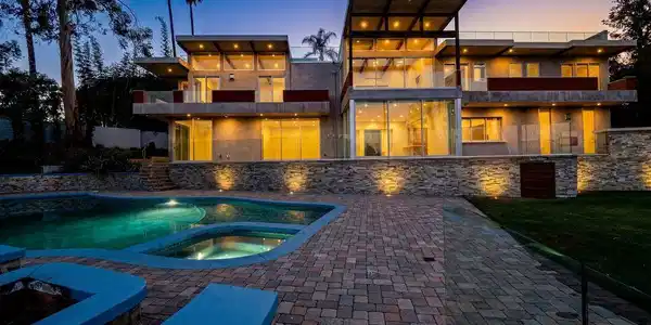 770 Paseo Miramar