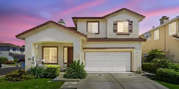 4929 Roselle Cmn