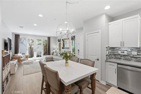 5573 Palm Drive