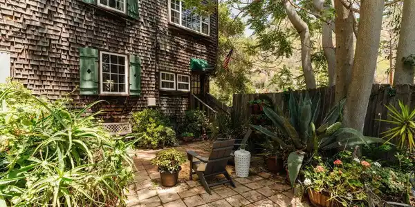 437 Short Trail