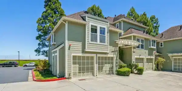 1051 Helm Lane