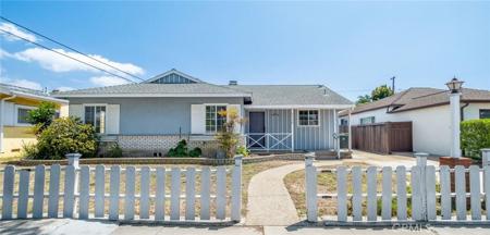 2760 El Dorado St.
