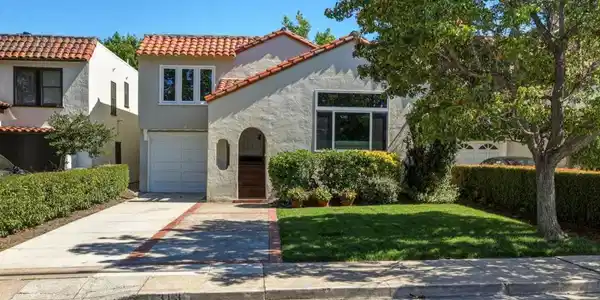 313 W 25th Avenue