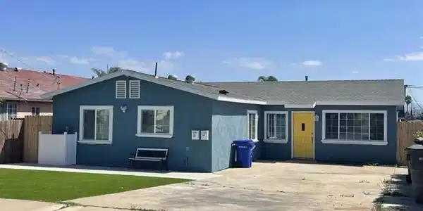943 Georgia Street