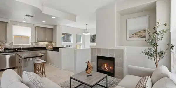 2800 Villas Way