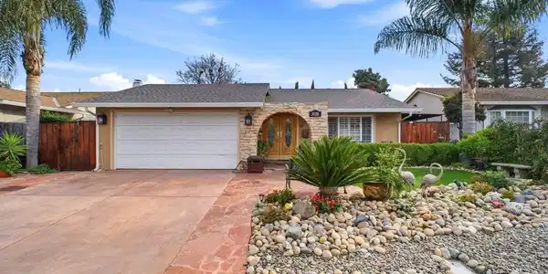 3020 3020 San Andreas Dr