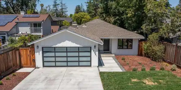 3231 Alameda De Las Pulgas