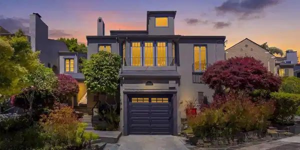 1005 Portal Ave.