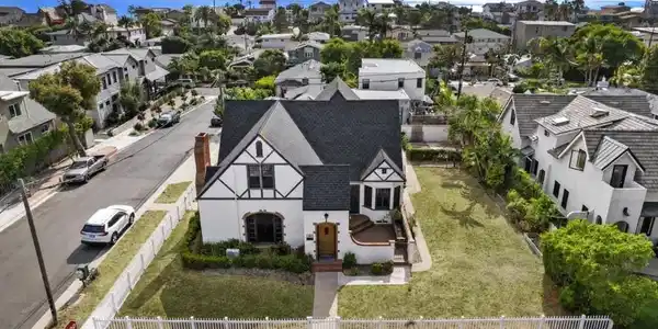 304 La Veta Ave