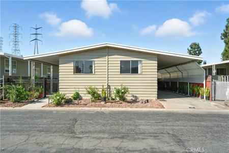 3595 Santa Fe Avenue