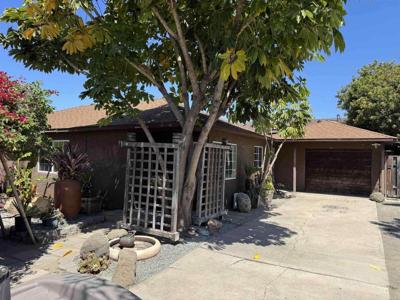 1341 E 4th Street