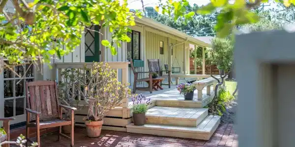 1027 Vaquero Road