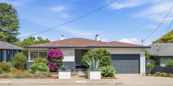 2527 Arlington Blvd