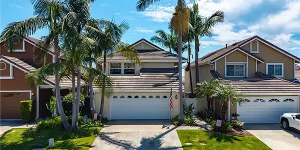 2330 Avenida Marejada