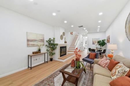 972 Belmont Terrace