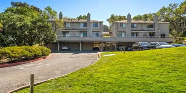 5 Corinthian Court