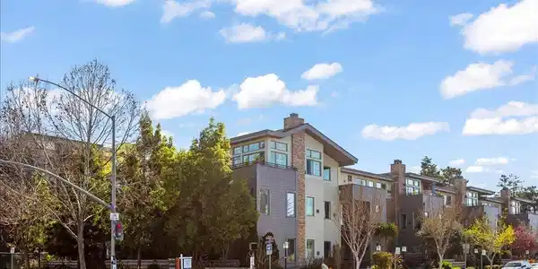 5100 El Camino Real