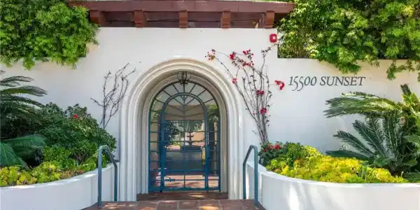 15500 W Sunset