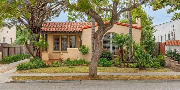 457 Coronado Street