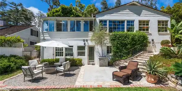 3224 Palos Verdes N
